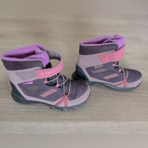 Adidas Terrex boots kids size  2
